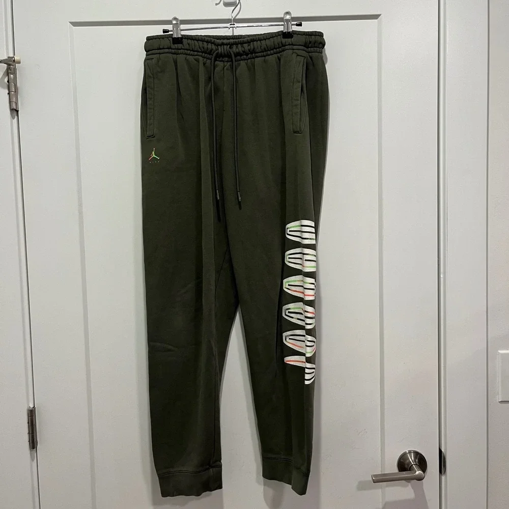 Jordan Mens Fleece Jogger Sweatpants Olive Green Graphic Jumpman Size L